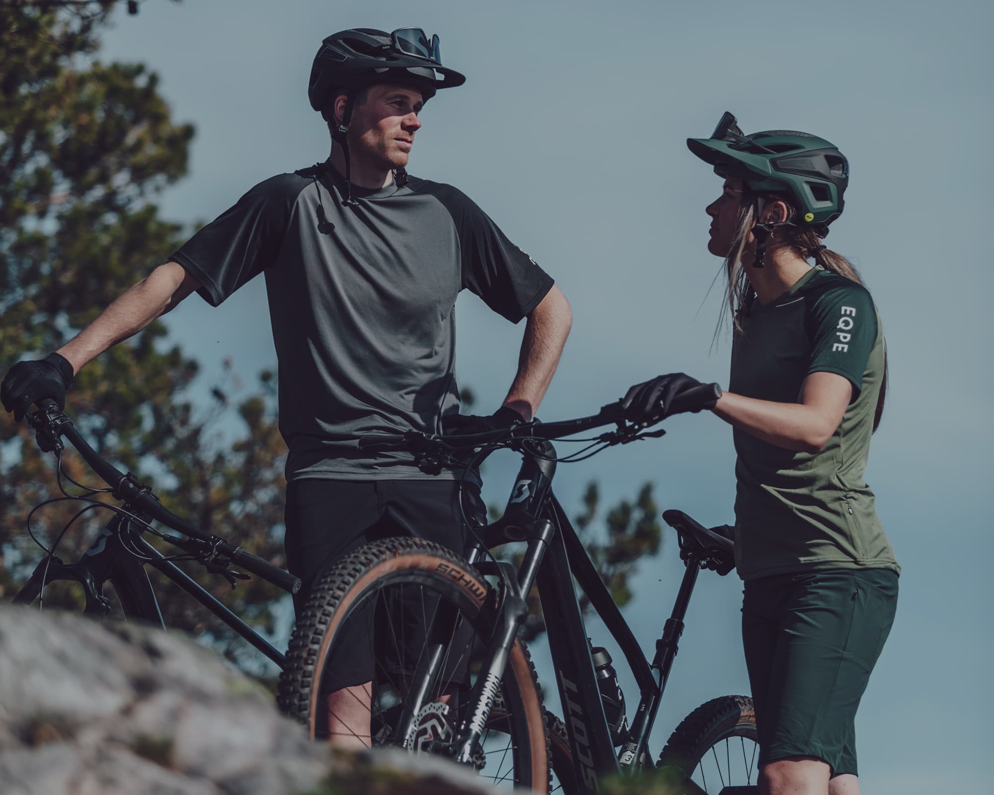 https://a.storyblok.com/f/285898/2000x1600/049fa3bb0d/activity_bike.jpg