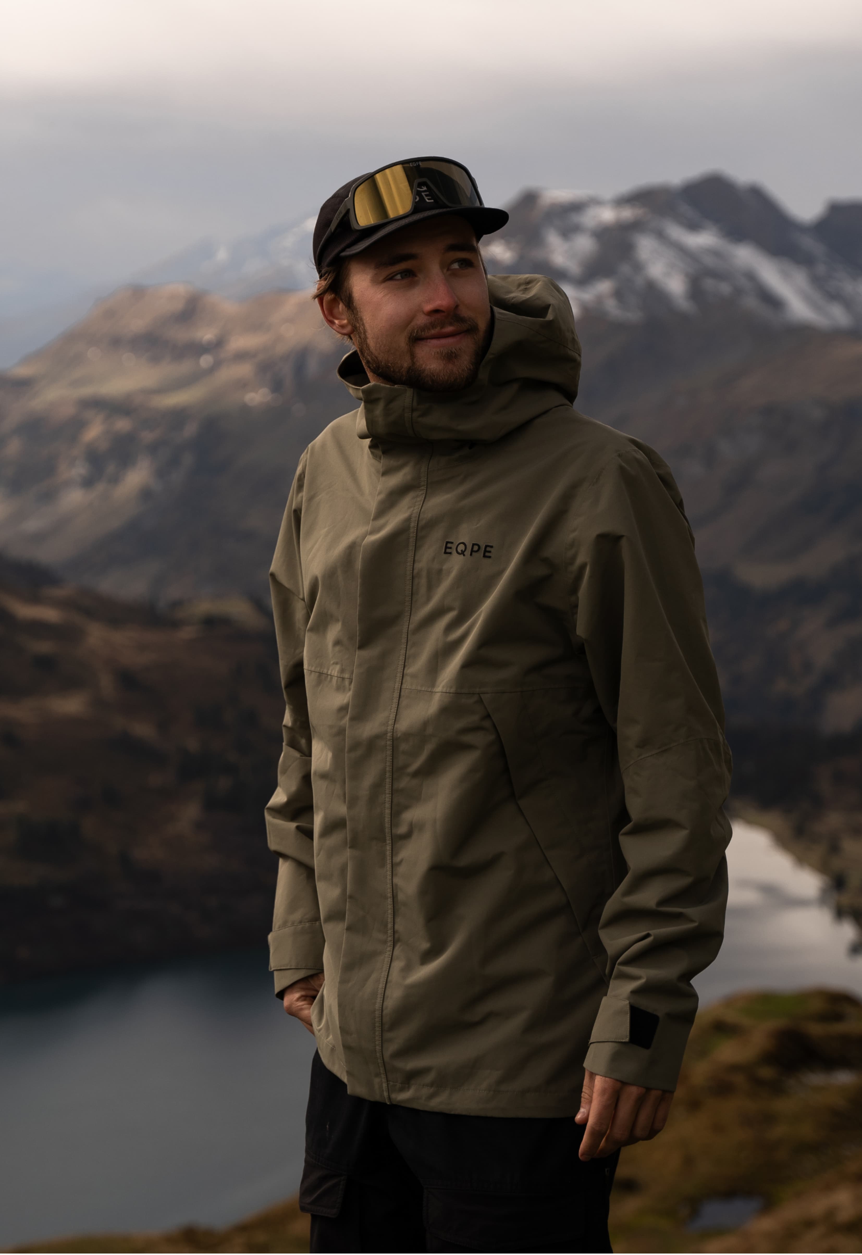 https://a.storyblok.com/f/285898/3308x4816/7abd506683/outdoor.jpg