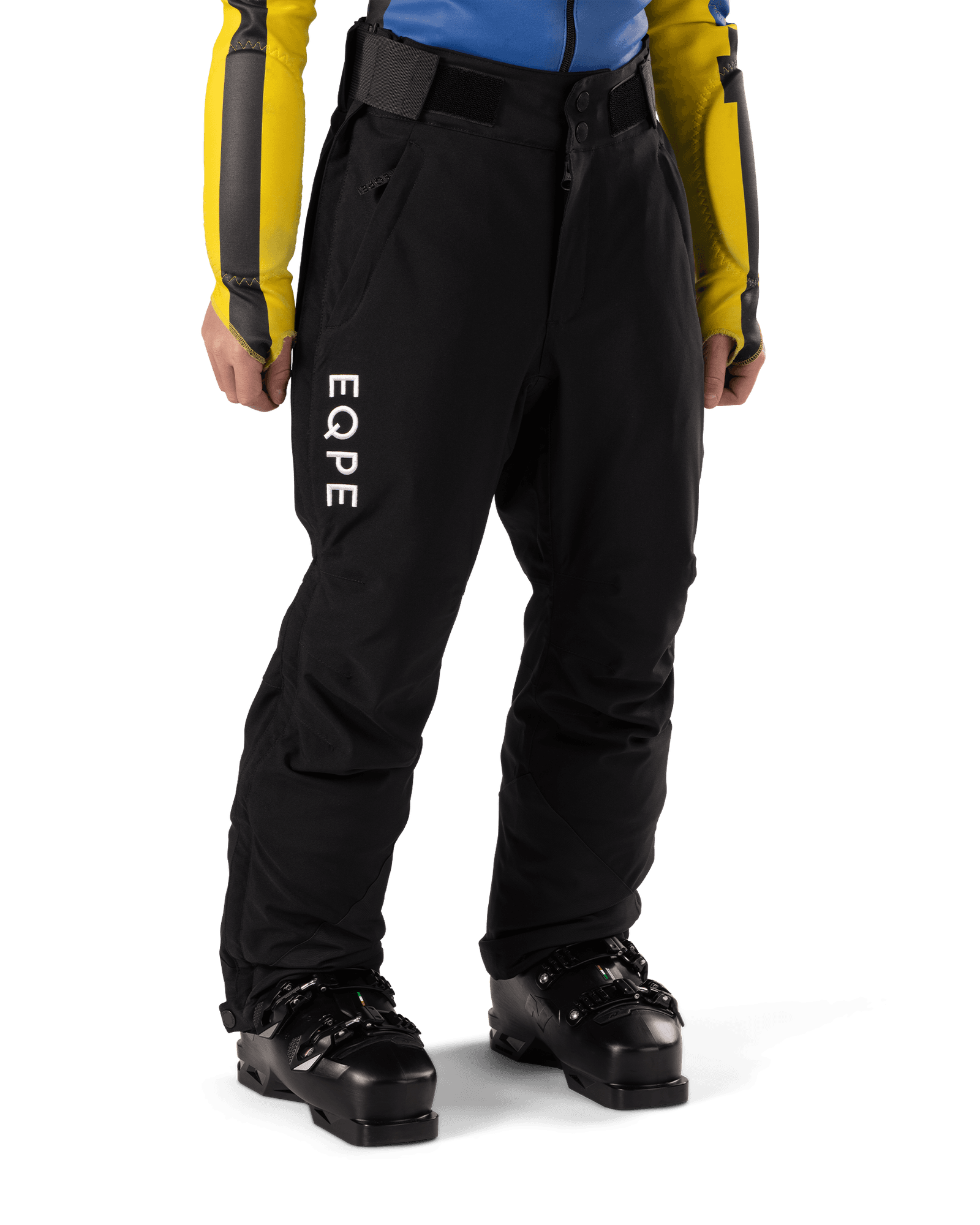 Our model is 139 cm - wearing size 134/140